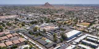 Parq on 50th Gallery 39