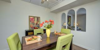Greenwood Oaks Townhomes Gallery 6