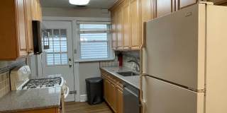 46 Illinois Avenue unit: Duplex Gallery 4