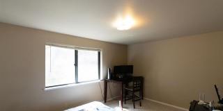 Wonderful apartment available with 2 primary bedrooms Gallery 29