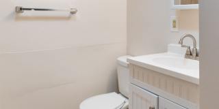 Summit St 1689 MLR Gallery 26