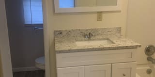 229 W 7th Street Gallery 1