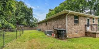 AVAILABLE JULY 10TH. 2 Bed 1 bath FOR LEASE in South Inglewood (East Nashville). $1750 Rent. Pets allowed. Walk to Shelby Bottoms Park Trailhead. Gallery 25