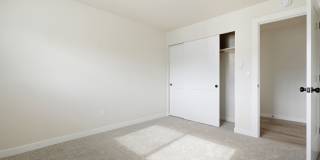 Green Acres Apartments Gallery 14