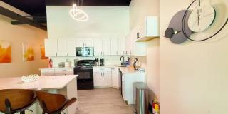 2325 South Michigan Ave. Gallery 6