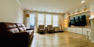 Beautiful 4BR Townhouse in Ballantyne Gallery 23