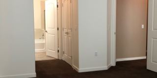 2BD/2BA condo w/ great kitchen, W/D, pool, garage & more! 2BD/2BA condo w/ great kitchen, W/D, pool, garage & more! Gallery 9