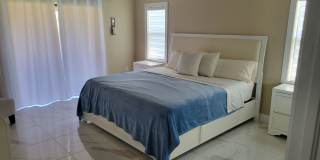 Charming 4BR House in Lehigh Acres Gallery 8