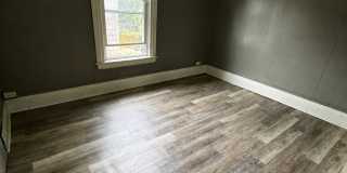 829 S. Plymouth Ave. Gallery 2