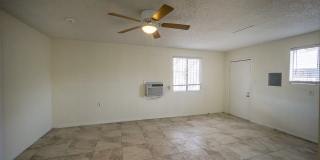 1 bed and 1 bath located in Henderson! 1 bed and 1 bath located in Henderson! Gallery 18