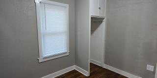 938 S Hiram - 3 Bedroom, 1 Bathroom Home with 1 Car Garage - $995 Gallery 14