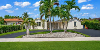 1430 SW 102nd Ct Gallery 1