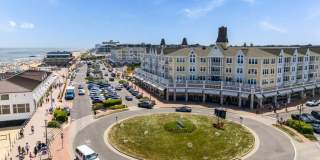 Pier Village Gallery 34