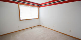 Hard to find end unit townhome with 2 car garage! Gallery 14