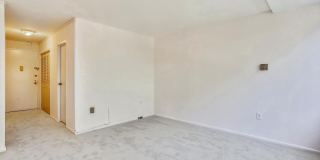10401 GROSVENOR Place Gallery 8