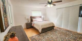 Coming Soon! Beautifully furnished 1 bedroom 1.5 bath condo Gallery 15