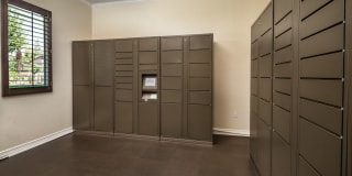 Colonnade at Sycamore Highlands Gallery 3