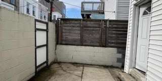 2430 CARPENTER STREET Gallery 10