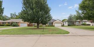 Beautiful Home Near Nichols Hills FOR RENT Gallery 1