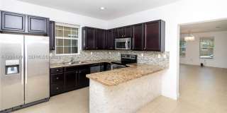 1510 SW 147th Ter Gallery 3