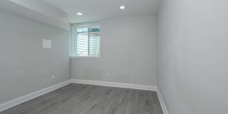 1439 N NEWKIRK Street Gallery 28