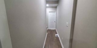 Room in 4 Bedroom Home at Athens Ave Gallery 9