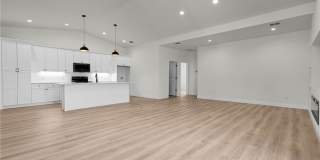 1210 W Dallas Gallery 1