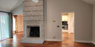 103 Mews Circle Gallery 4