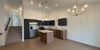 3 Bed 3 Bath Townhome Gallery 2