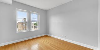 6144 N Washtenaw Ave Gallery 14