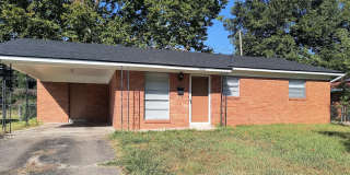 1002 Bloomfield Drive Gallery 1