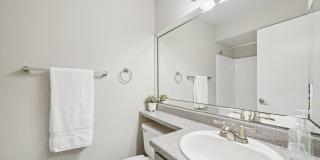Colinas Pointe Gallery 31