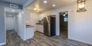 4535 E 14th St Gallery 4