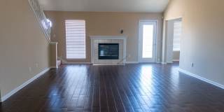 Five Bedroom Home with attached garage-Available Now!!!! Gallery 4