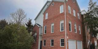 47699 WHIRLPOOL Square Gallery 1