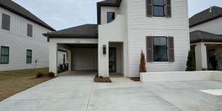 Belmont 1221 Gallery 1