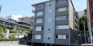 Clift House Apartments | Updated Homes Near Broadway and Light Rail Gallery 4