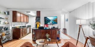 224-30 W RITTENHOUSE SQUARE Gallery 16