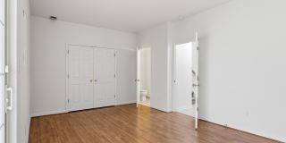 25828 Kirkwood Sq Gallery 25