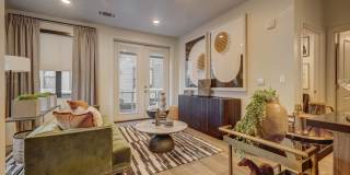 CINQ Gallery 5