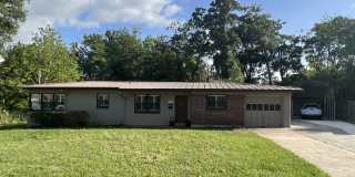 5702 Cedar Forest Drive South Gallery 1