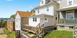 5 Bed/3.5 Bath House Right By WVU Downtown Campus - Available 05/24/2027 5 Bed/3.5 Bath House Right By WVU Downtown Campus - Available 05/24/2027 Gallery 1