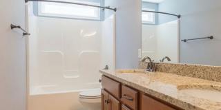 Cornerstone Spacious Single Family w Fenced Yard! Gallery 10