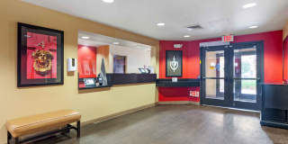 Palm Springs - Airport Gallery 21