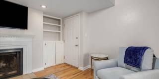 517 E Jefferson Street Gallery 8
