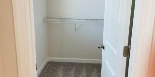 Room in 4 Bedroom Townhome at Arbor Loop Dr Gallery 12