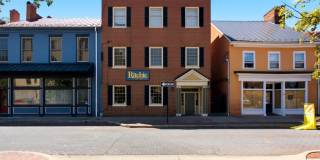 25 E BOSCAWEN Street Gallery 1