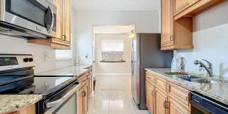 Beautifully remodeled, 1,332-square foot 3 bedroom/ 2½ bath/ home Gallery 9