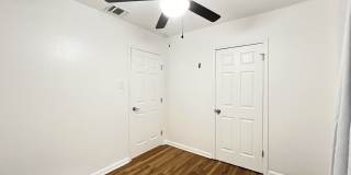 2319 Burnet St Gallery 20