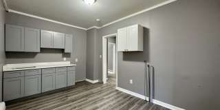 1102 E Main Street unit: 1 1102 E Main Street unit: 1 Gallery 2